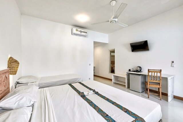AHG Sun Bay Mlilile Beach Hotel ★★★★