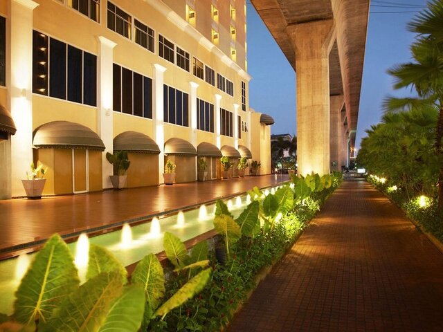 Nasa Bangkok ★★★★
