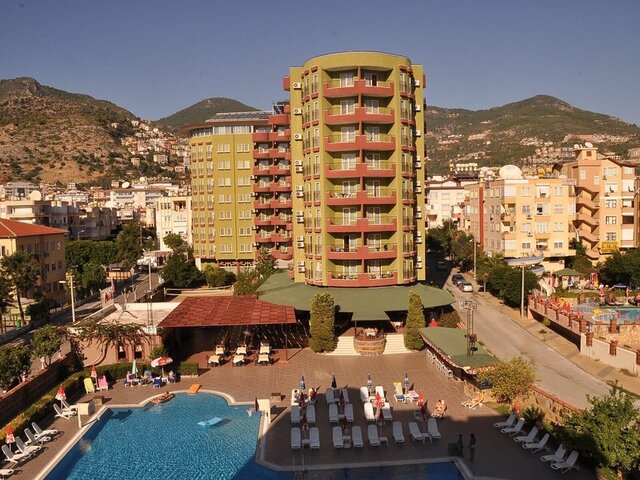 Club Sidar ★★★