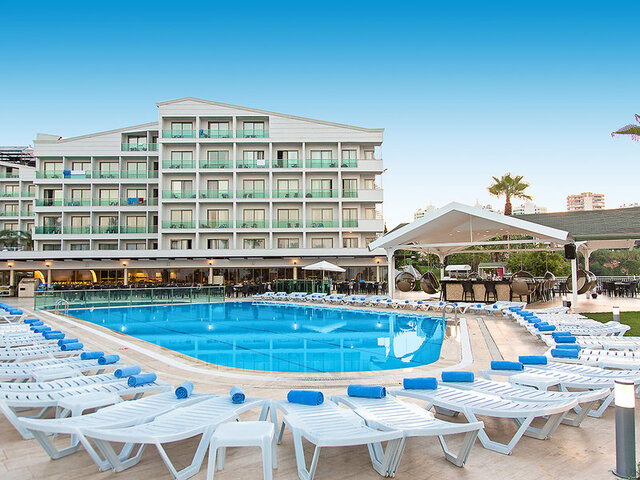 FALCON HOTEL ★★★★