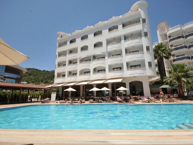 My Dream Hotel ★★★★