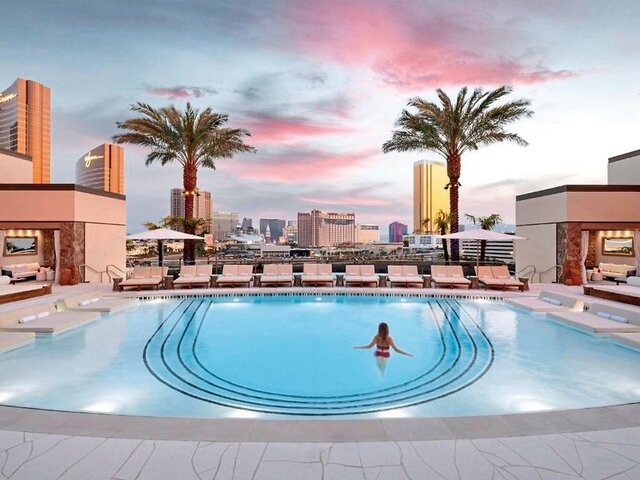 Conrad Las Vegas at Resorts World ★★★★★