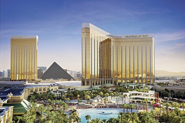Mandalay Bay Resort & Casino ★★★★★