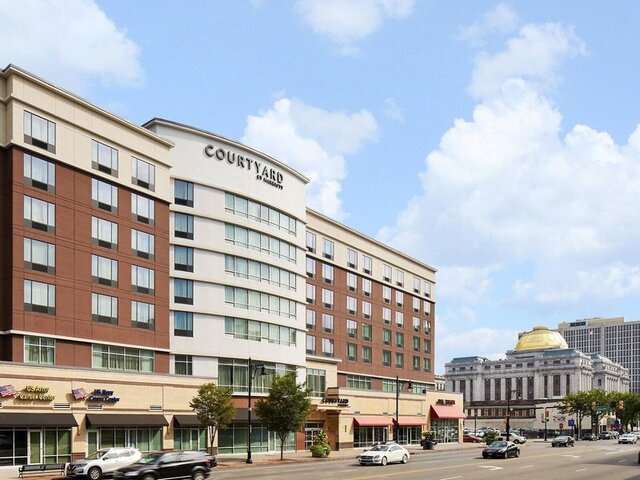 Courtyard Newark Downtown ★★★★