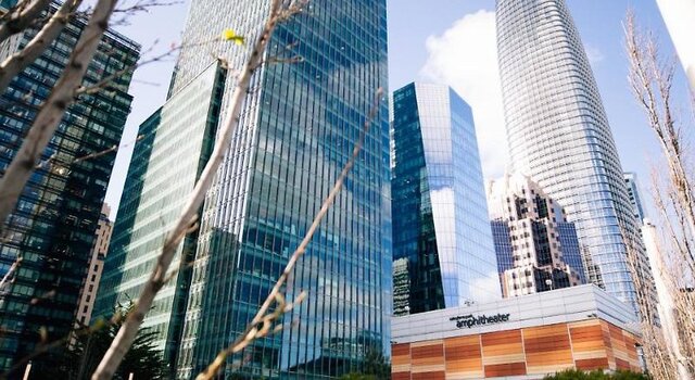 The Clancy, Autograph Collection ★★★★