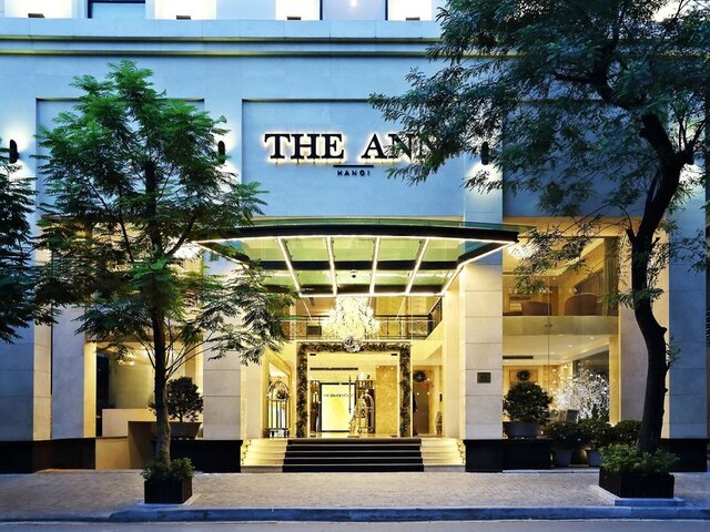 The Ann ★★★★