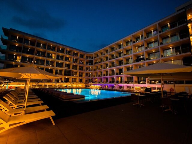 Eleana Hotel ★★★