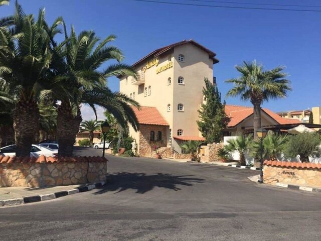 Anais Bay Hotel ★★★