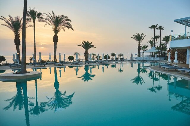 Sunrise Beach Hotel ★★★★★
