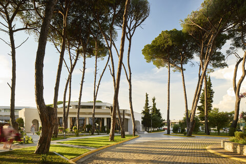 Albanien - Hotel Meliá Sol Tropikal **** inkl. Flug ab/bis Linz